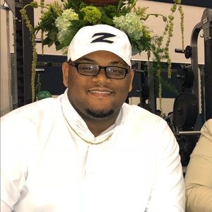 Meet your Posher, Devin